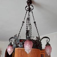 Lampadario vintage in ferro battuto stile Liberty 