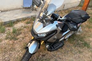 Honda xadv 750