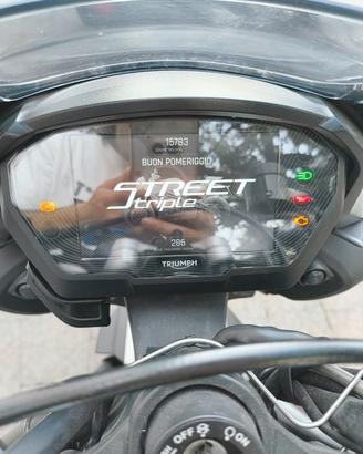 Triumph Street Triple 765 RS - 2022