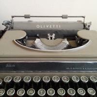 Macchina da scrivere vintage Olivetti studio 42