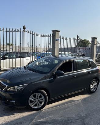 Peugeot 308 BlueHDi 130 EAT8 Allure 2018