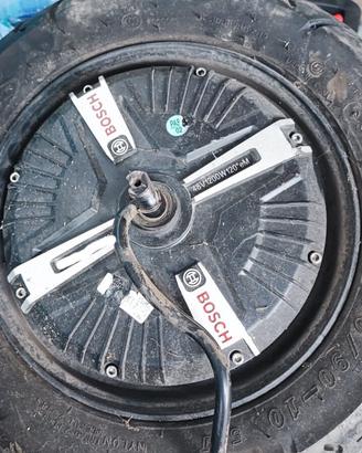 Motore elettrico Niu 48V 1200W 120°eM