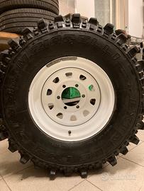 Gomme con cerchi 10r15 / 31x10.50r15