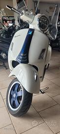 PIAGGIO VESPA GTS SUPER 300