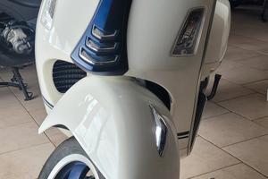 PIAGGIO VESPA GTS SUPER 300