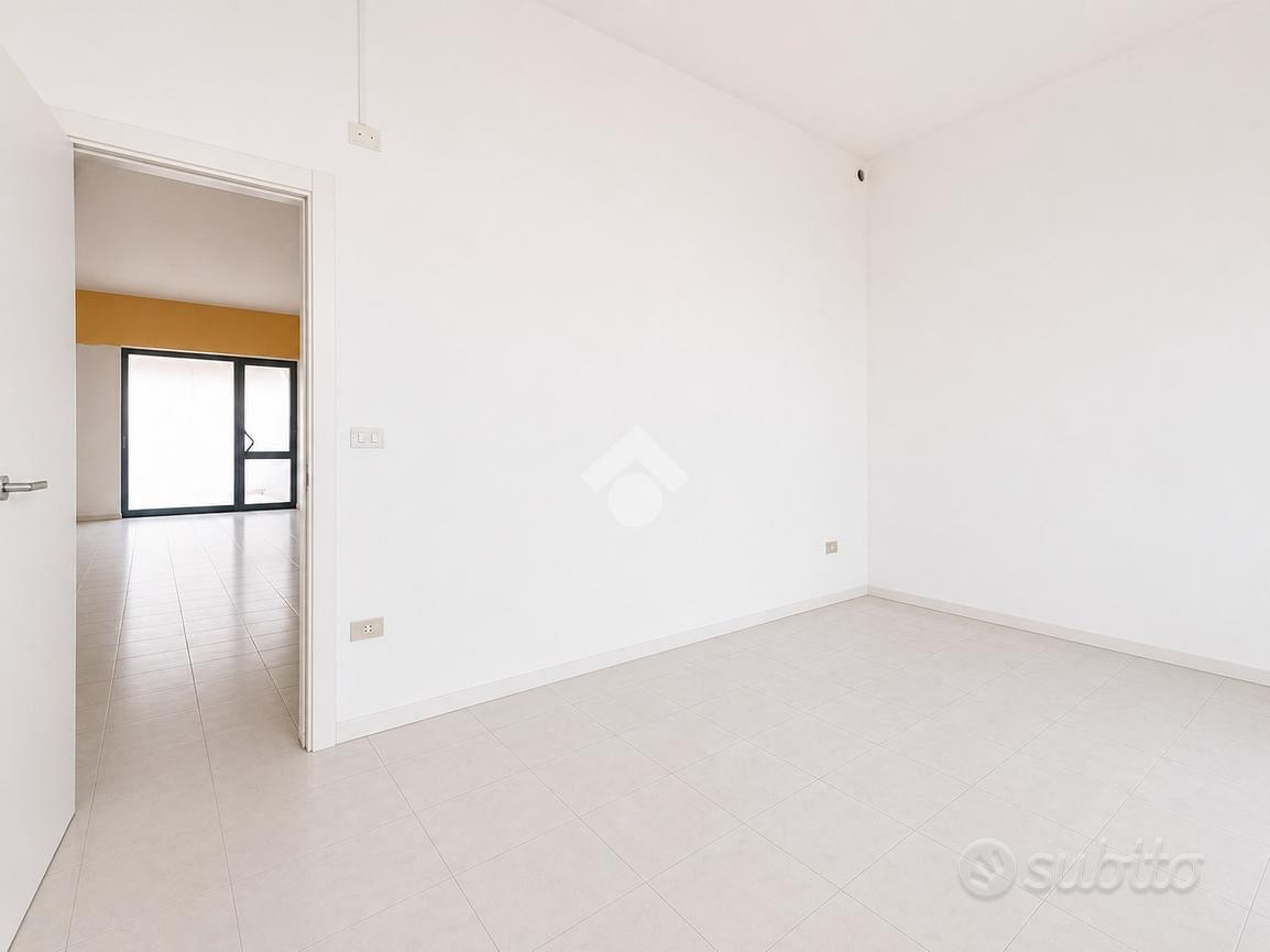 NEGOZIO A GIULIANOVA - Vista 5
