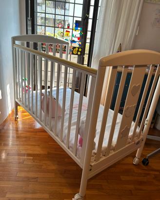 Lettino/culla bambini/bimbi/neonati