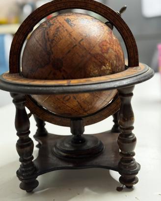 Mappamondo legno