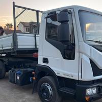 Iveco 120 del 2015 - Euro 6 - ribaltabile e gru