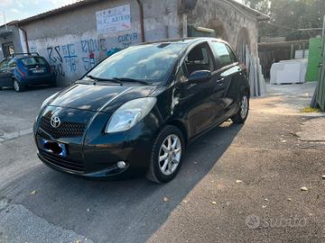 Toyota Yaris 1.3 5p. Benzina GARANTITA 12 MESI