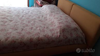 Letto matrimoniale 