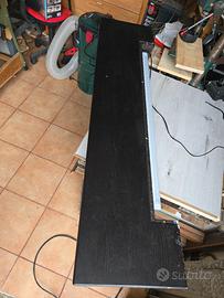 mensola con illuminazione