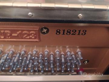 pianoforte acustico vericale 