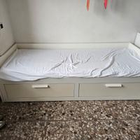 Letto divano con 2 materassi IKEA