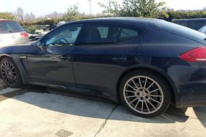 Porsche Panamera 3.0 Diesel – 300 CV – Anno 2014 2