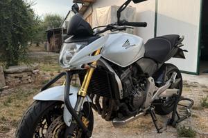 Honda hornet 600
