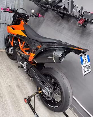 KTM SMC 690 R - depo a libretto A2