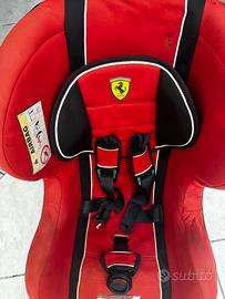 Seggiolino auto Ferrari
