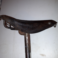 Sella in cuoio francese per bici d'epoca anni 20