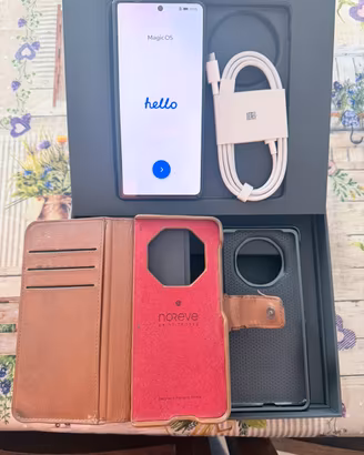 Honor Magic V3