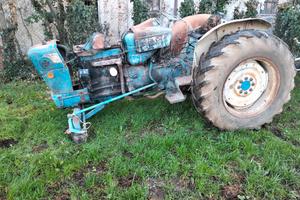 TRATTORE FORD 5000