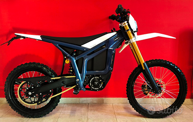 Talaria Komodo Blue & White