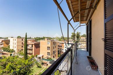 2 LOCALI A ROMA