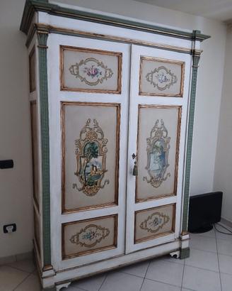 armadio stile veneziano