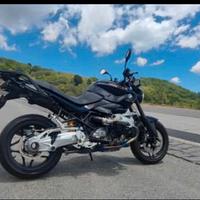 BMW R1200R Total Black 