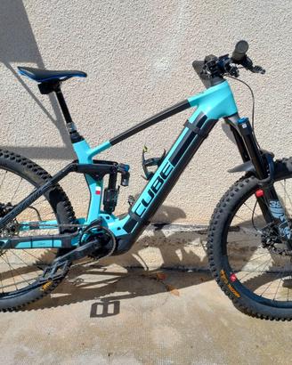 E-MTB CUBE STEREO HYBRID 160 HPC RACE 750 27.5