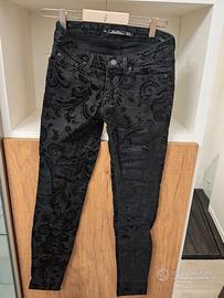 Pantaloni Zara Woman Neri in Velluto Devoré