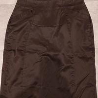 Gonna nera, elegante, effetto raso, tg.46.