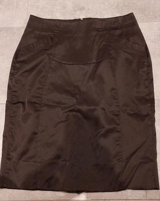 Gonna nera, elegante, effetto raso, tg.46.