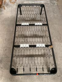 Letto singolo con materasso nuovo