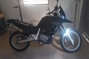 Suzuki  DR 800 S BIG