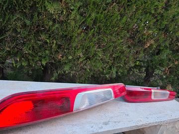 fari posteriori FORD FOCUS MK2