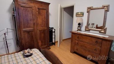 Camera matrimoniale completa legno massello