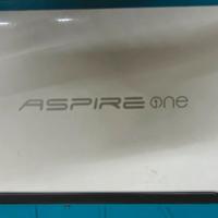 Acer aspire one
