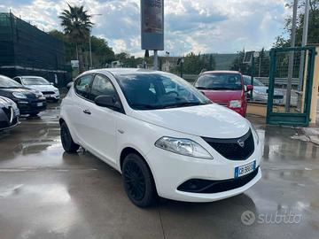 Lancia Ypsilon 1.2 69 CV 5 porte GPL Ecochic Silve