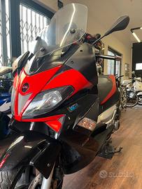 Aprilia SR Max 300, Gilera Nexus