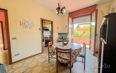 APPARTAMENTO LUMINOSO CON AMPIO TERRAZZO