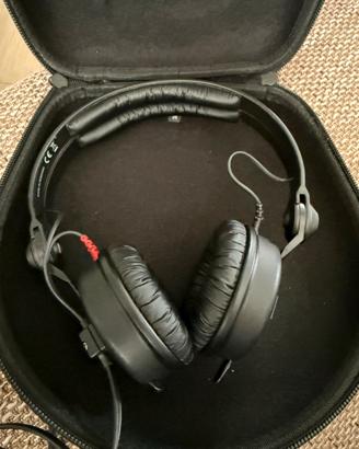 SENNHEISER HD 25