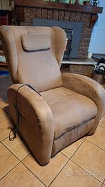 Poltrona reclinabile alzapersona elettrica