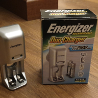 Caricabatterie Energizer Duo