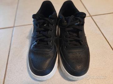 Scarpe Nike Air Force 1 numero 37 1/2 Nero