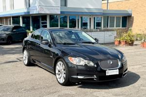 Jaguar XF 3.0 D V6 Luxury