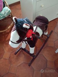 Cavallo a dondolo