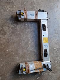 Audi A5 8T cabrio barra 8F0880077H
