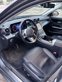 Mercedes C 220 ibrida (mild hybrid)
