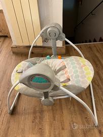 Dondolo elettronico con musica